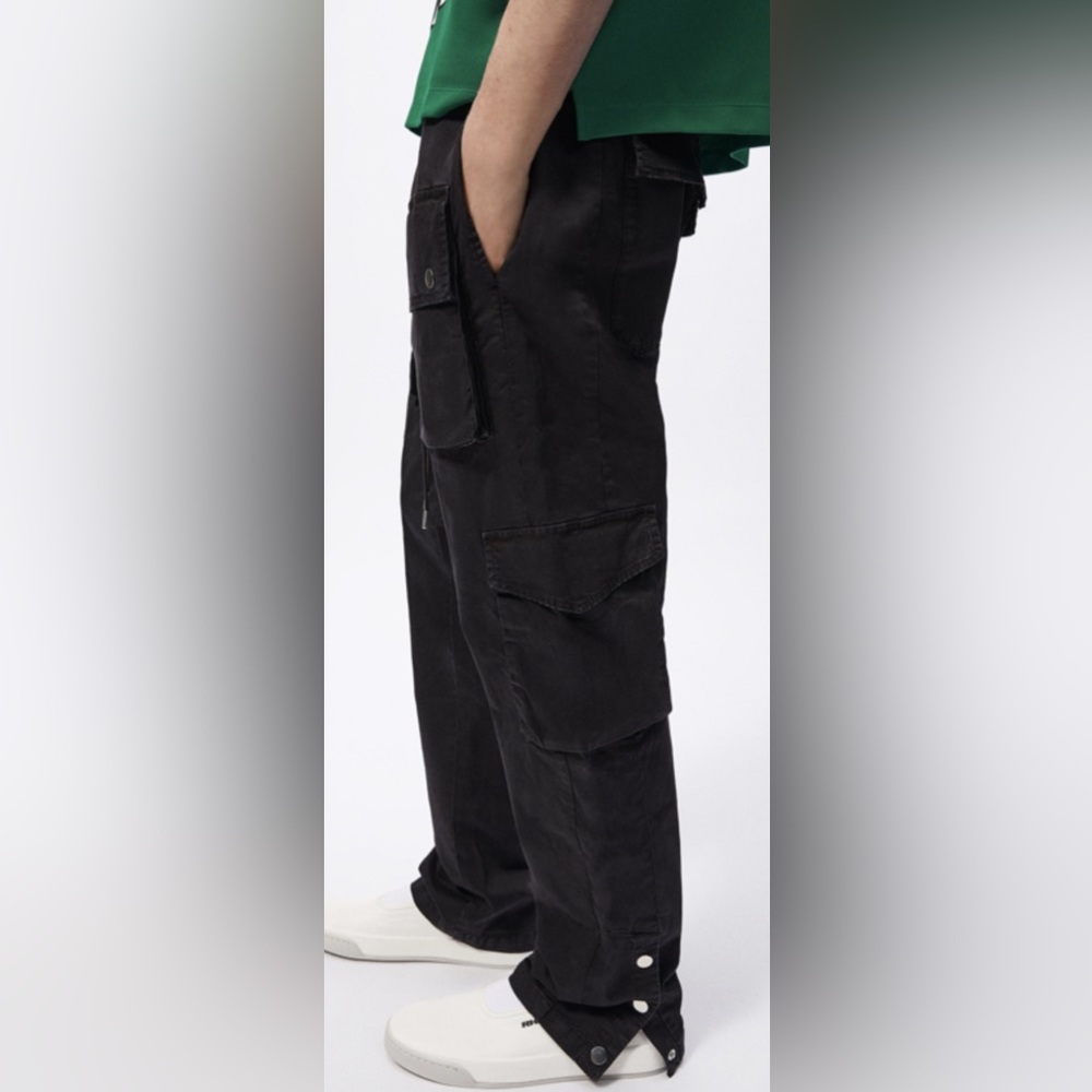 ZARA RHUIGI black cargo pants Men’s Size Small (30X28)